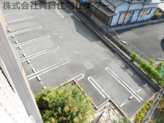 和歌山市駅 バス14分  梶取下車：停歩4分 2階の物件外観写真