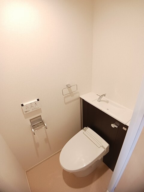 レジデンスＴＫ　吉田の物件内観写真