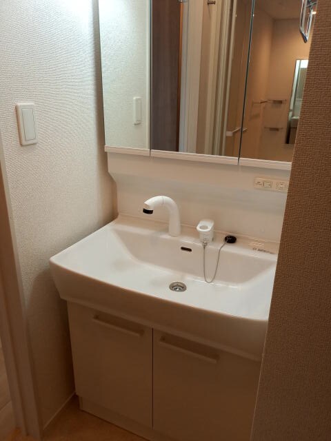 ヒカルサ和歌山本町の物件内観写真