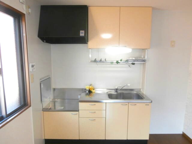 パインズコートの物件内観写真