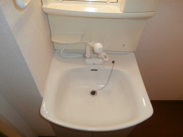 パインズコートの物件内観写真