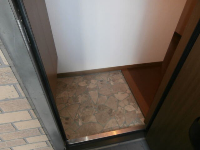 パインズコートの物件内観写真