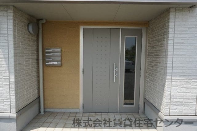 ヴィラ・シャロム A棟の物件外観写真