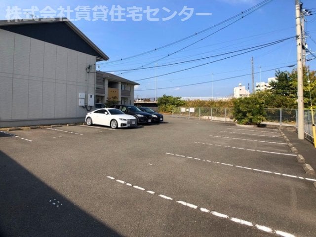 ヴィラ・シャロム A棟の物件外観写真