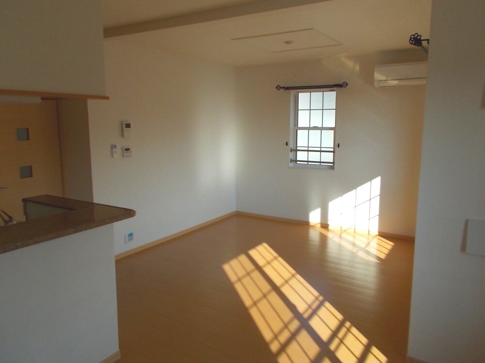 サンレミ・ブーケ・アイの物件内観写真