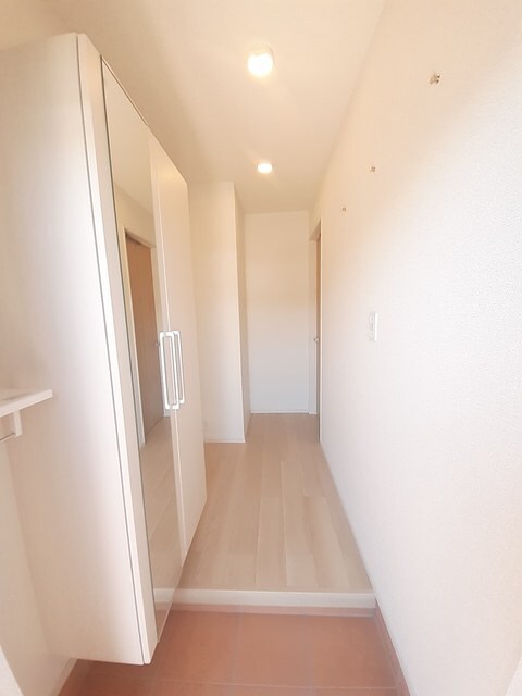 ヴァンヴェール西浜ＯＦの物件内観写真