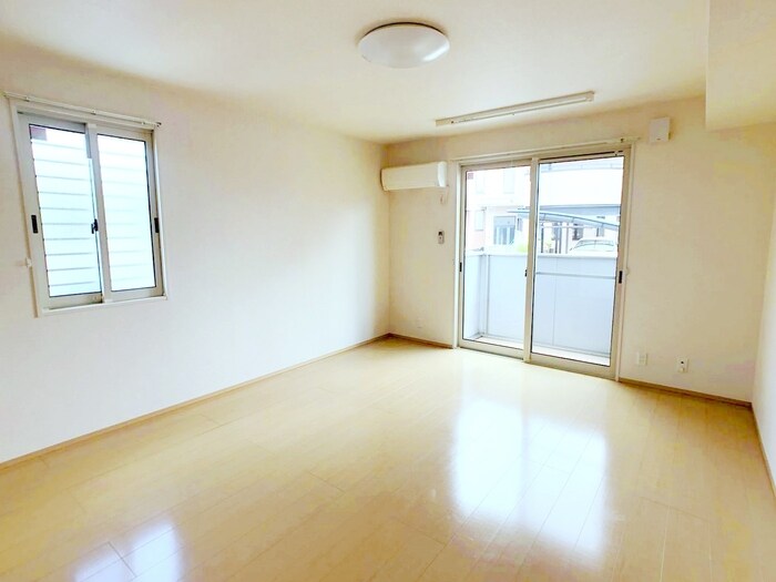 シクルアヴェニューの物件内観写真