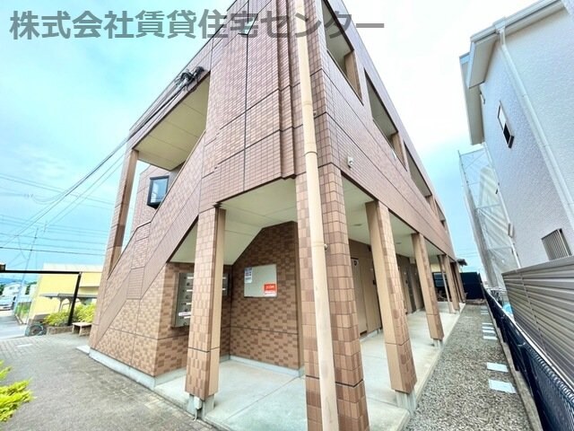 ヒールコートの物件外観写真