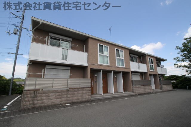 シャーメゾン矢田の物件外観写真