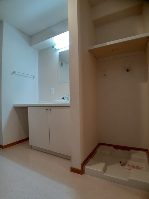 ぺシュール西小二里の物件内観写真