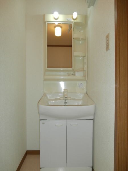 エンブレムⅡの物件内観写真