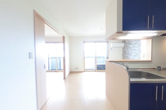 コートダジュール嶋の物件内観写真