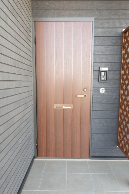 二里ケ浜駅 徒歩11分 2階の物件外観写真