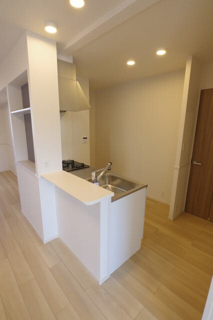 二里ケ浜駅 徒歩11分 2階の物件内観写真