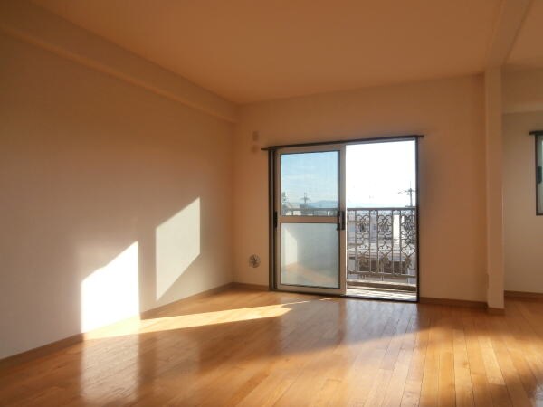 カサ・デ西かのだの物件内観写真