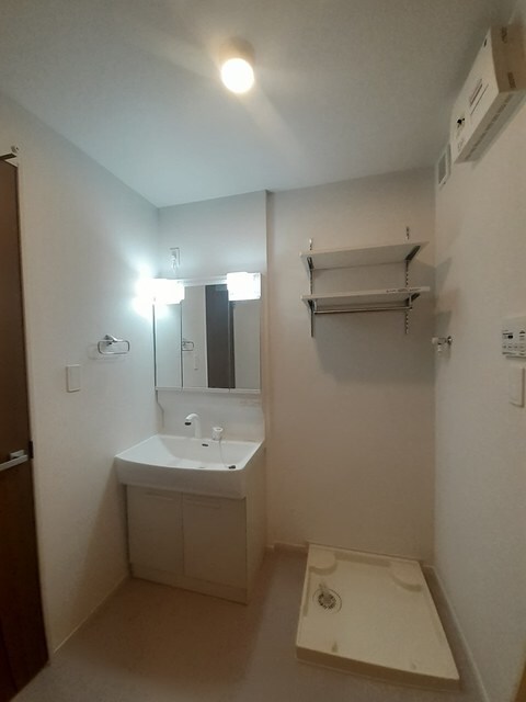 ヴァンヴェール西浜RSの物件内観写真