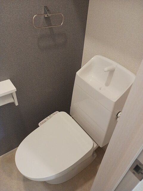 ロイズ紀三井寺Ⅱの物件内観写真