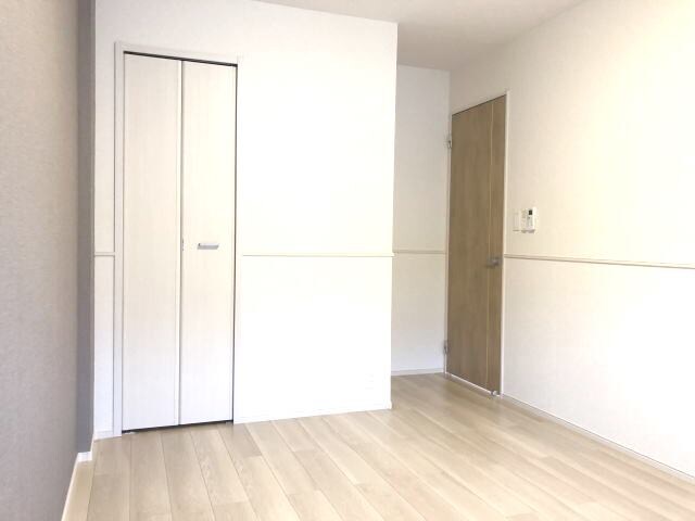ロイズ紀三井寺Ⅱの物件内観写真