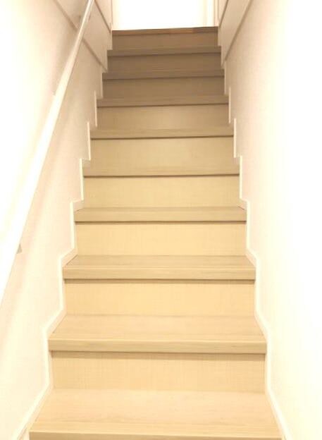 ロイズ紀三井寺Ⅱの物件内観写真