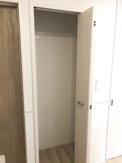 ロイズ紀三井寺Ⅱの物件内観写真