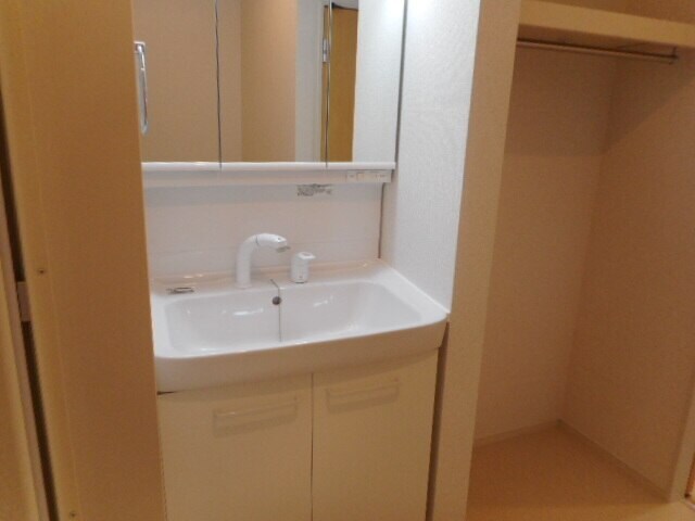 東松江駅 徒歩5分 2階の物件内観写真