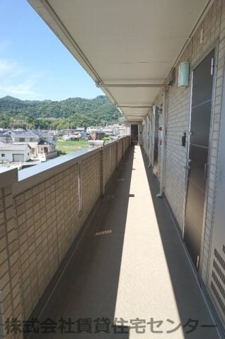 六十谷駅 徒歩9分 2階の物件外観写真