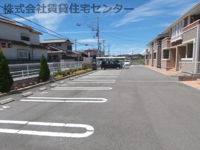 ランプロン アヤⅠの物件外観写真