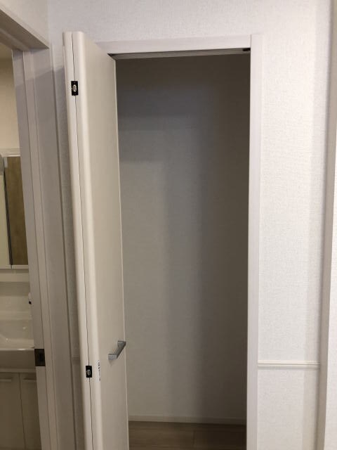 ロイズ紀三井寺Ⅰの物件内観写真