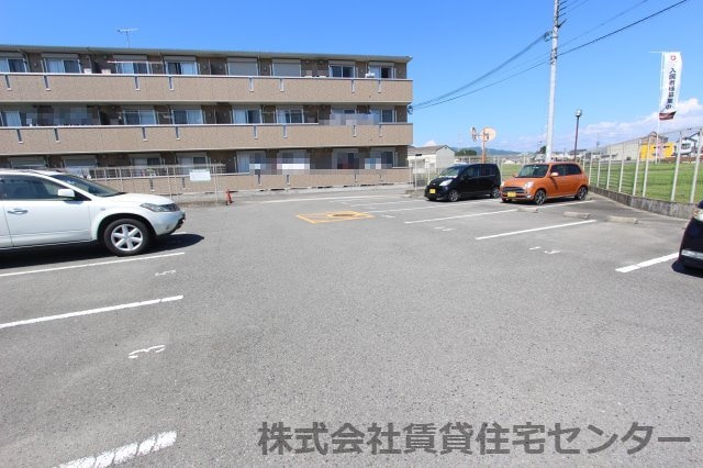 グレイス ヒルズの物件外観写真