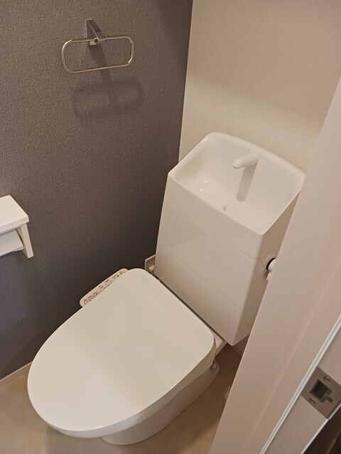 ロイズ紀三井寺Ⅱの物件内観写真