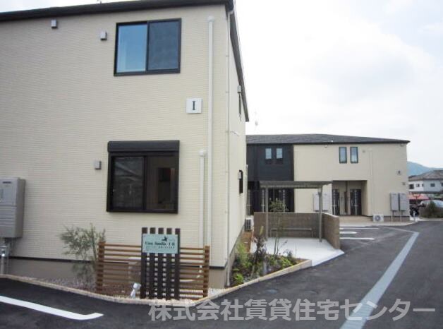 カサ・ファミリアⅠの物件外観写真