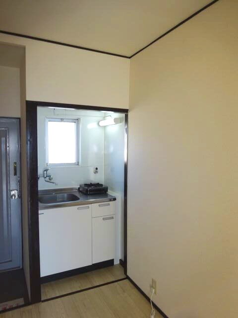 宮脇マンションの物件内観写真