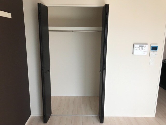 レジデンスヒルズ　ザ　ワカヤマの物件内観写真