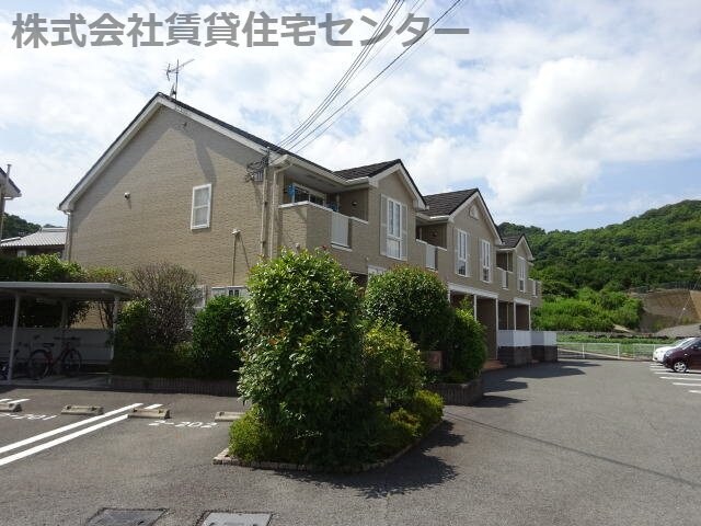 ポルトラーノⅢの物件外観写真