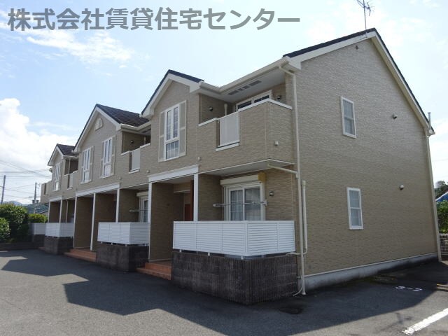 ポルトラーノⅢの物件外観写真