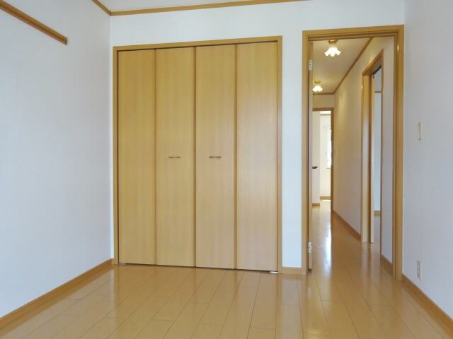 ポルトラーノⅢの物件内観写真