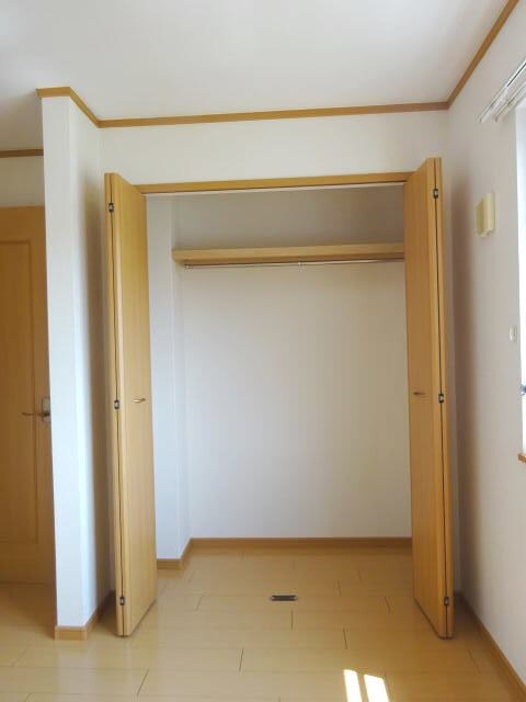 ポルトラーノⅢの物件内観写真