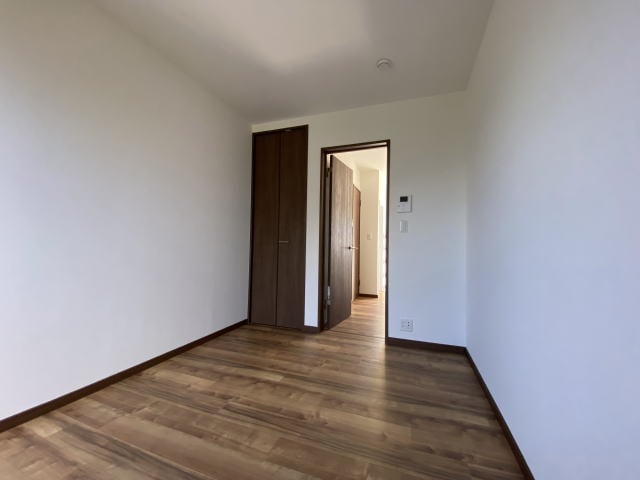 TJ鳴神2の物件内観写真