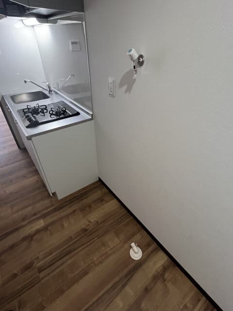 TJ鳴神2の物件内観写真