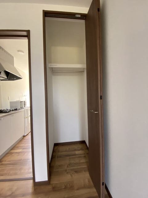 TJ鳴神2の物件内観写真