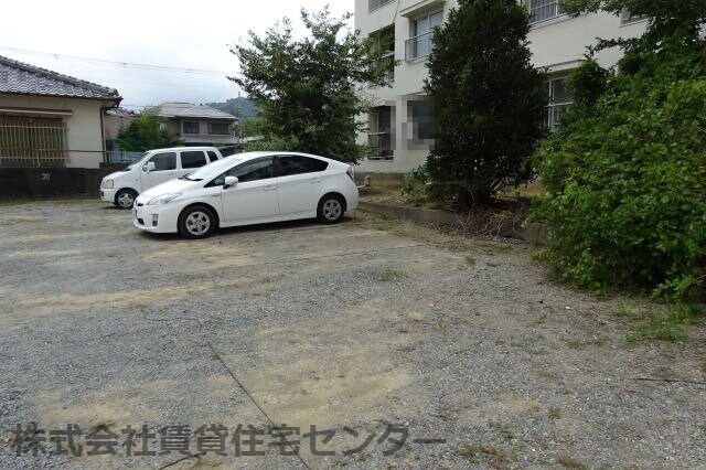 プレゼンス紀伊2の物件外観写真