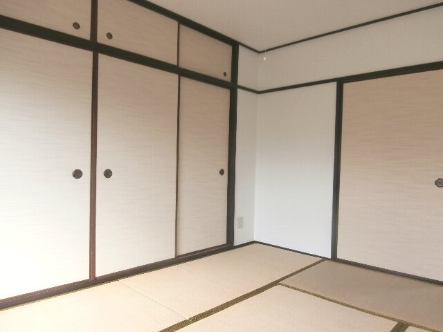 プレゼンス紀伊2の物件内観写真