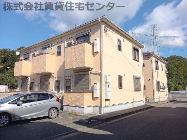 ロイヤルコート岡崎の物件外観写真