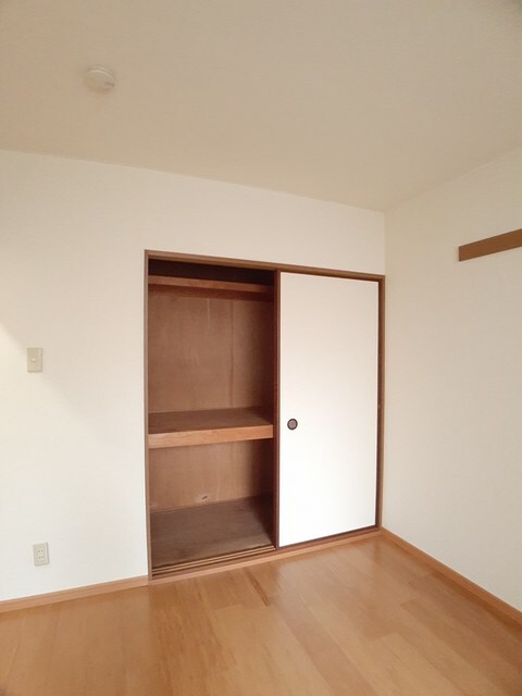 メゾン紀伊Ⅱの物件内観写真