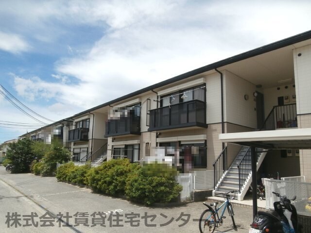 ウエストヒルズの物件外観写真