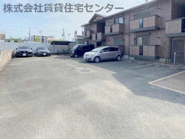 ヴィヴレ堀川の物件外観写真