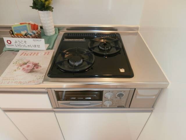 ヴィヴレ堀川の物件内観写真