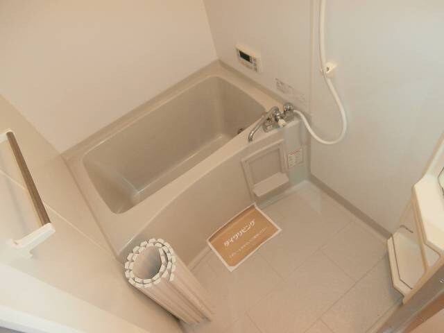 ヴィヴレ堀川の物件内観写真