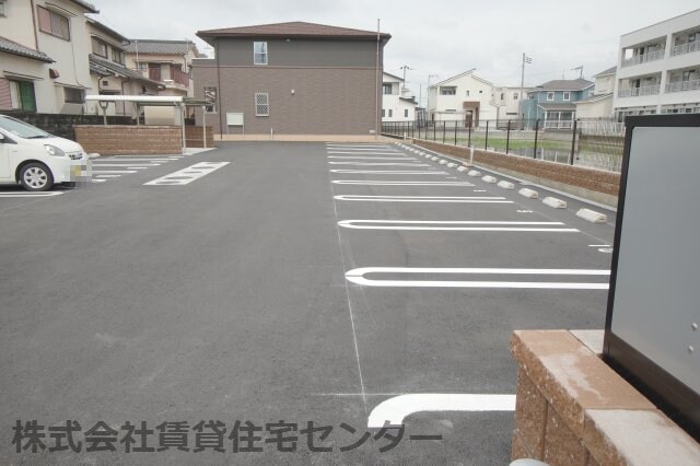 ヴェルソー加納の物件外観写真