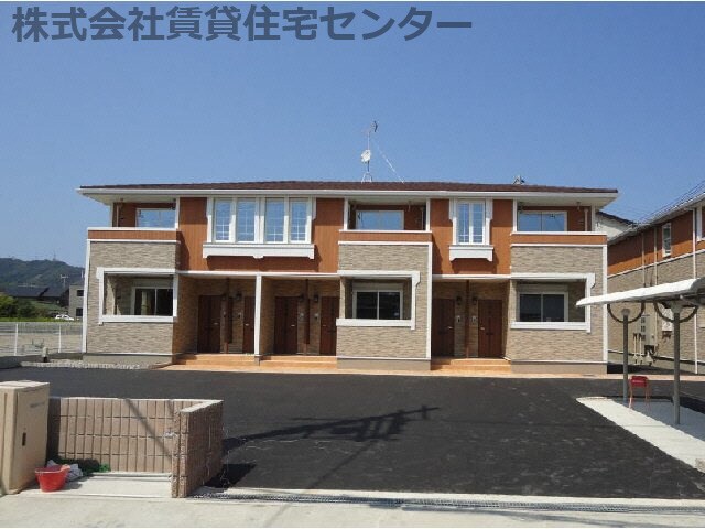 ランプロン　アヤ　Ⅰの物件外観写真